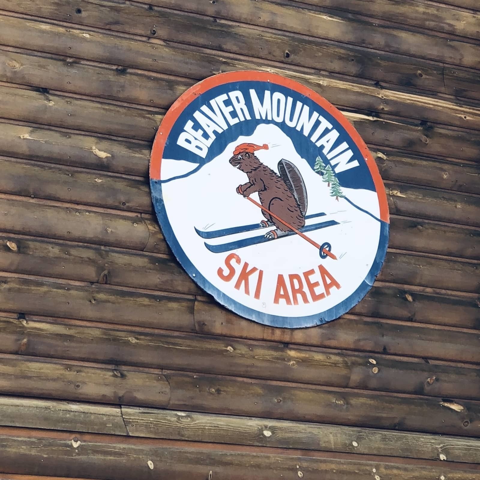 beaver-mountain-ski-area-signjpg
