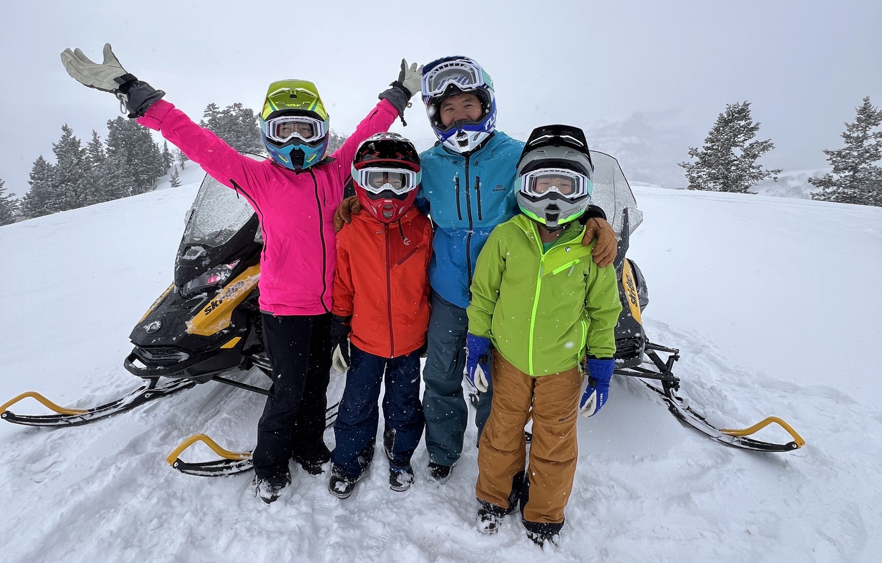 horizsnowmobiling.jpg