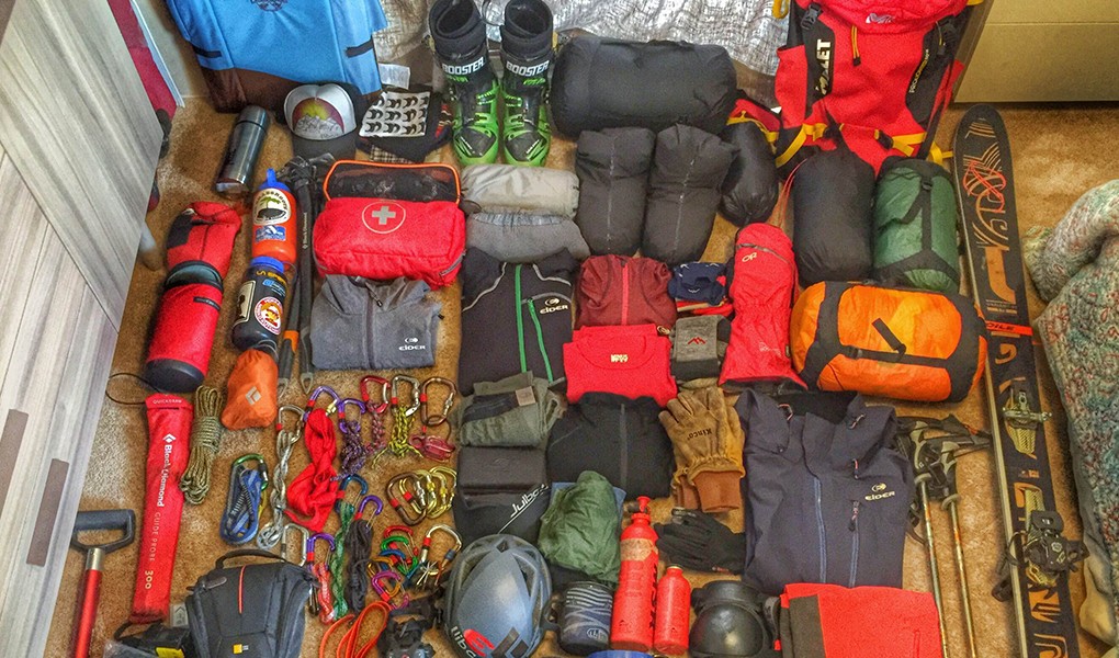 Experts’ Tips on Packing for a Day of Backcountry Skiing