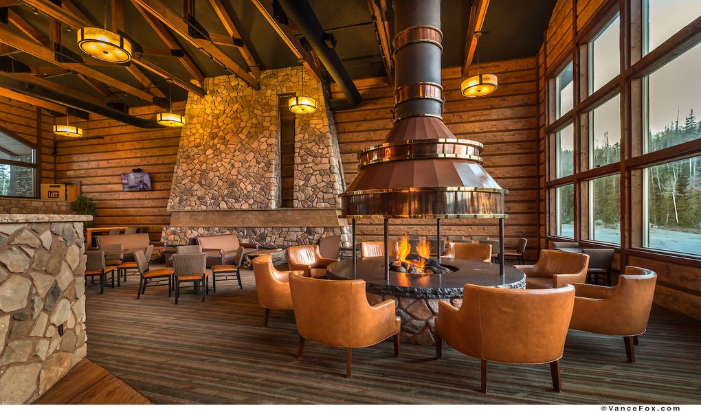 The Lift Bar and Grill