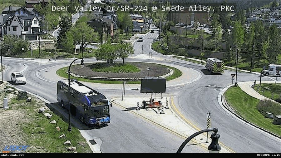 Roads | Deer Valley Dr Roundabout
