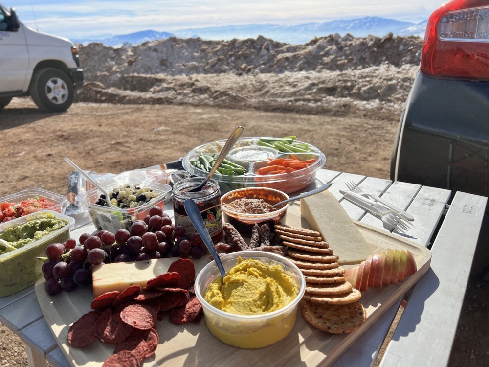 Trailside Tailgating: Recipe to Refuel and Relax on Your Big Ski Day