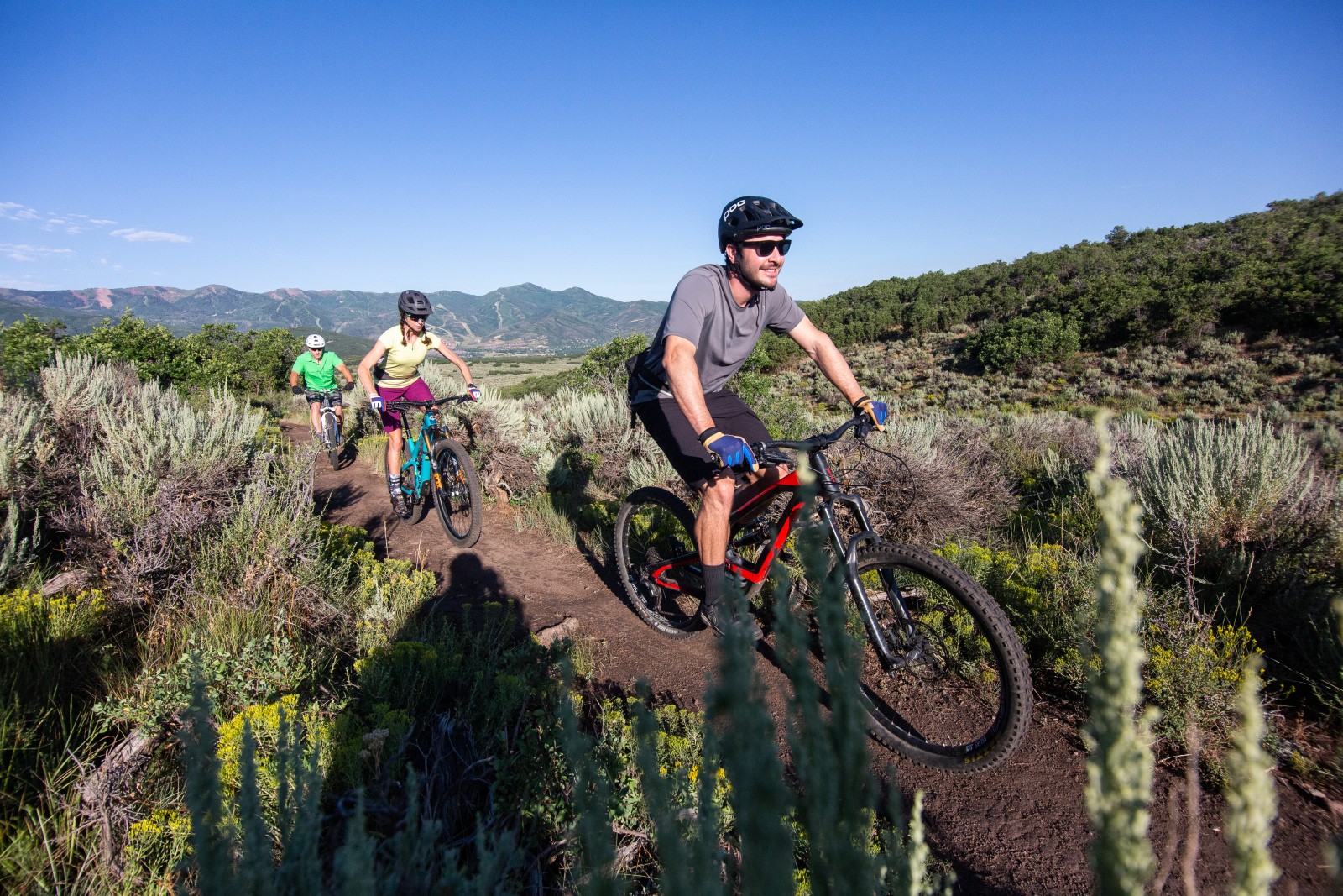 Best Utah Mountain Bike Trails to Ride with your Dog 
