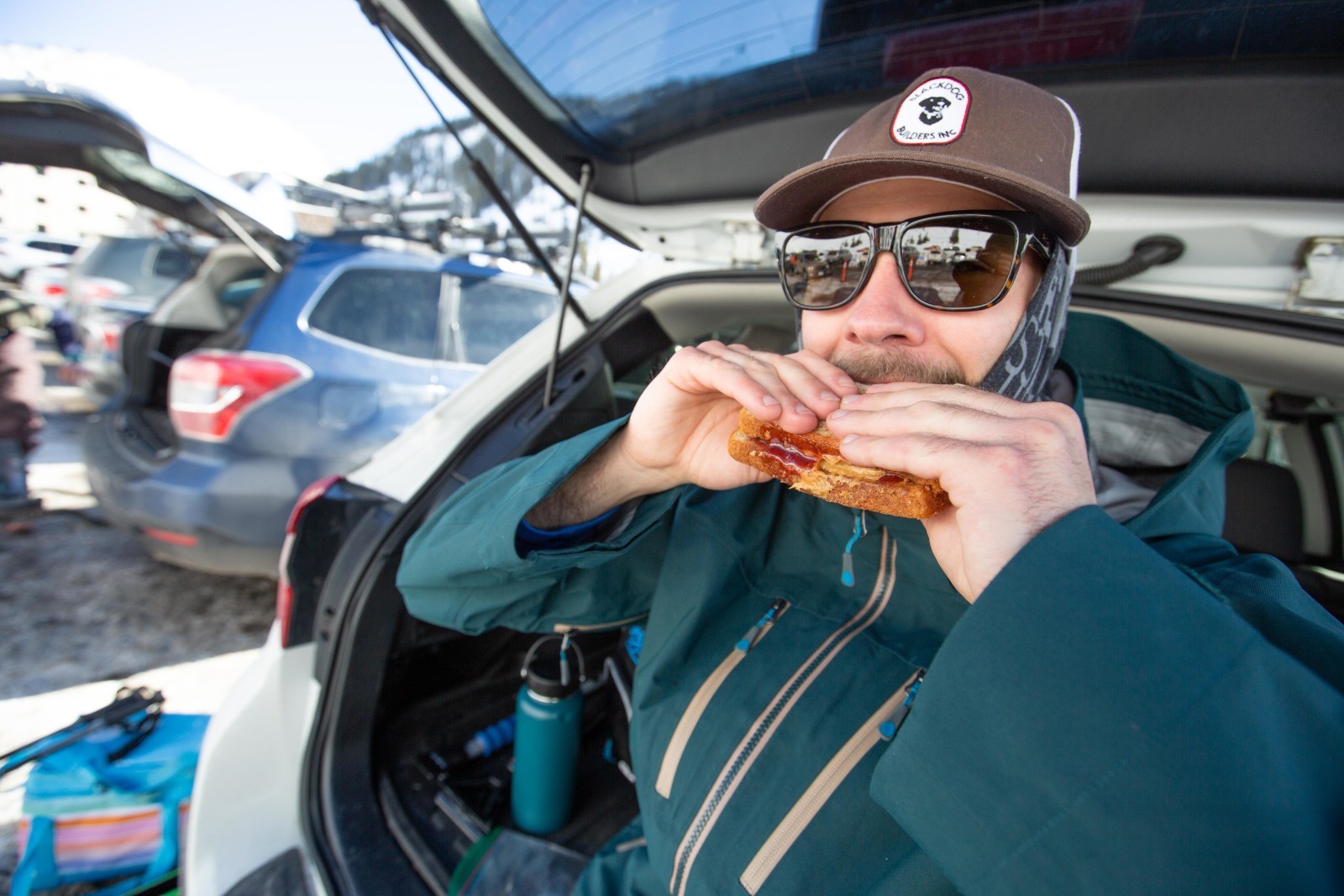 Top 5 Pocket Snacks for Skiing