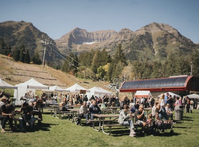 Sundance Harvest Mini Market