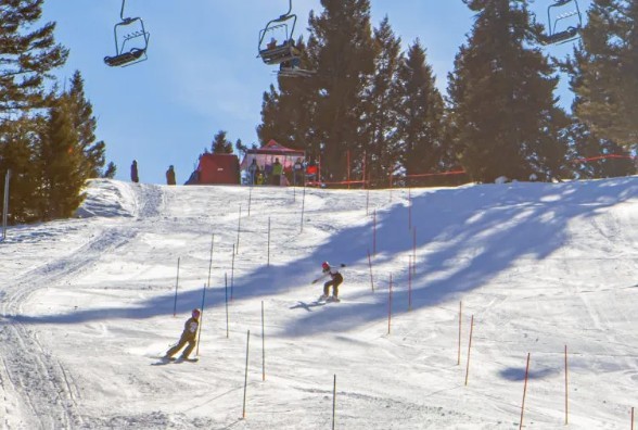 Beaver Mountain Dew the Mountain Ski and Snowboard Race